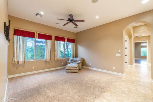 5421 Milton Dr, Cave Creek AZ  85331-2452 exterior