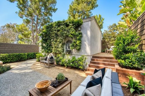 1 Sea Island Dr, Newport Beach, CA 92660-5100