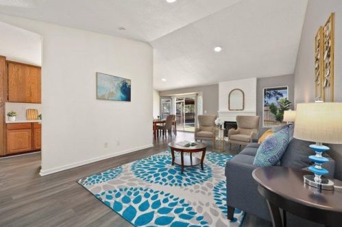 512 Silver Tree Ct, Rio Linda CA  95673-2247 exterior