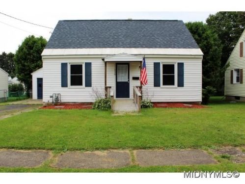 110 Macarthur Dr, Rome, NY 13440-3819