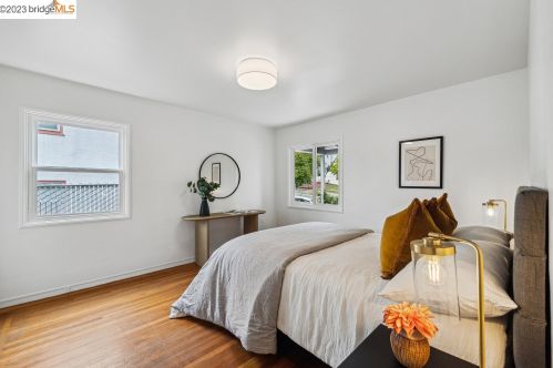 4817 Brookdale Ave, Oakland CA  94619-2510 exterior