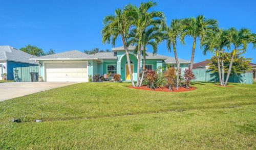 626 Homeland Rd, Fort Pierce, FL 34953-6285