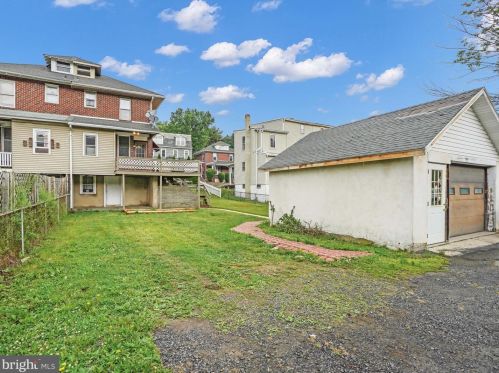 480 Columbia St, Schuylkill Haven PA  17972-2006 exterior