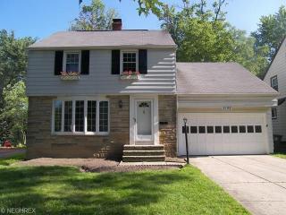 5195 Mayview Rd, Cleveland OH  44124-1243 exterior