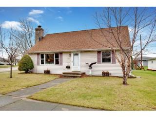 200 Paul Dr, Kimberly, WI 54136-1220
