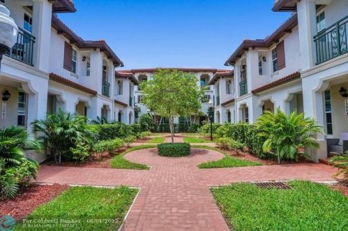 2963 120th Ter, Hollywood, FL 33025