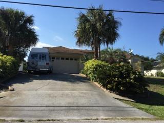 461 Joy Haven Dr, Sebastian, FL 32958-6607