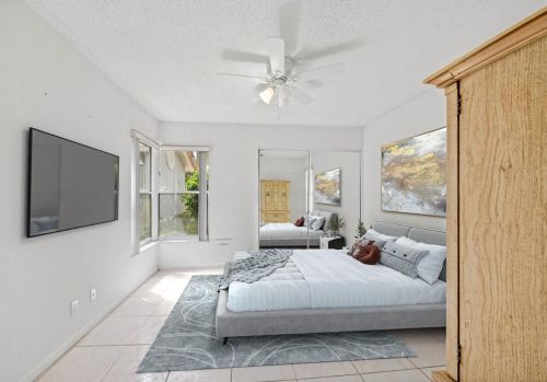 7617 Is Breeze Ter, Boynton Beach FL  33437-5403 exterior