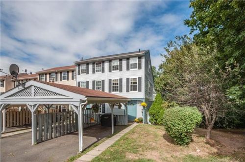 96 Rising Trl Dr, Middletown CT  06457-1672 exterior