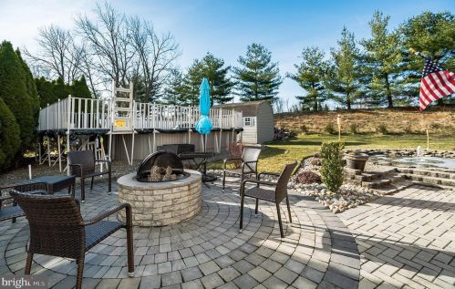 1801 Arbor Ct, Jamison PA  18929-1672 exterior