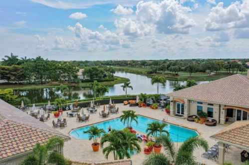 23590 Copperleaf Blvd, Bonita Springs FL 34135-8162 exterior