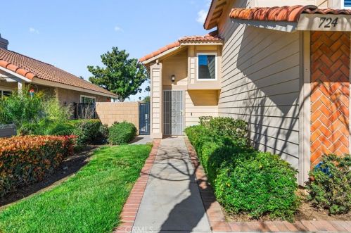 724 Quince Ave, Rialto, CA 92376-4767