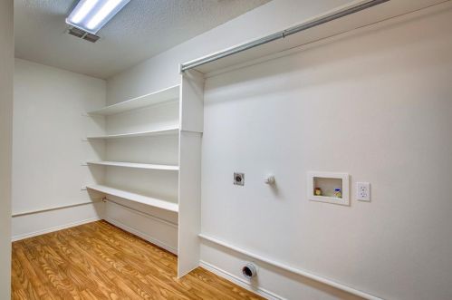 1460 Stewart Dr, Rockwall TX 75032-6573 exterior