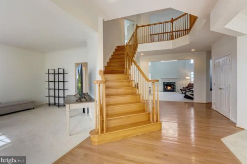 33 Mullen Dr, Erial NJ  08081-1300 exterior