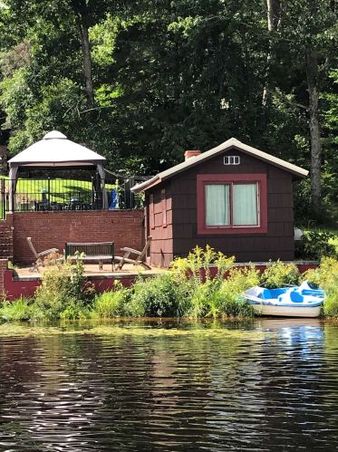 16 Sweet Miller Ln, Rindge NH 03461-5739 exterior