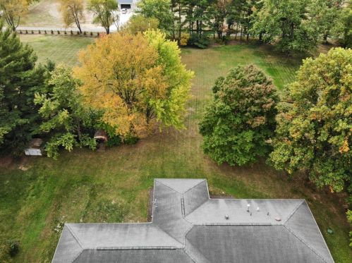 96 Division Rd, Valpo IN  46383-8014 exterior