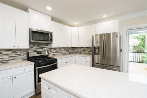 212 4th St, Mc Donald PA  15057-1115 exterior