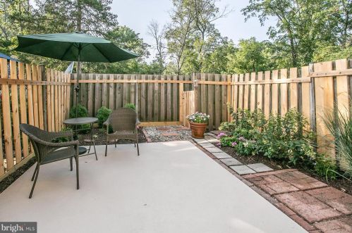 132 Ardwick Ter, Lansdale PA 19446-4925 exterior