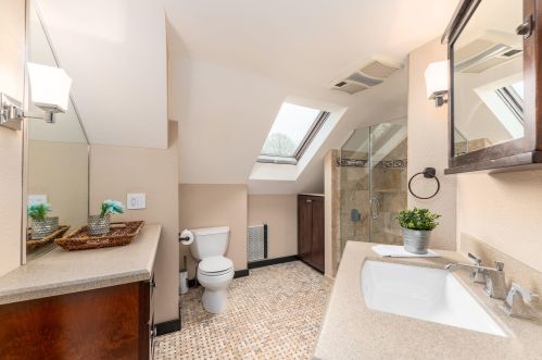 2003 68, Milwaukee WI 53213-1903 exterior