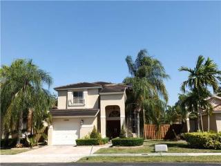 14693 155th Pl, Miami, FL 33196-2891