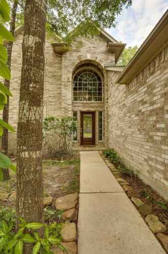 31 Davis Cottage Ct, Conroe TX  77385-3470 exterior
