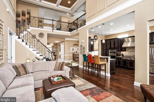 1748 Renaissance Blvd, Yardley PA  19067-6446 exterior