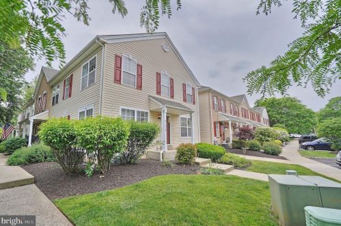 3619 Nancy Ward Cir, Gardenville, PA