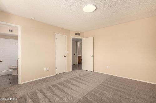 12414 44th Ln, Glendale AZ  85304-2307 exterior