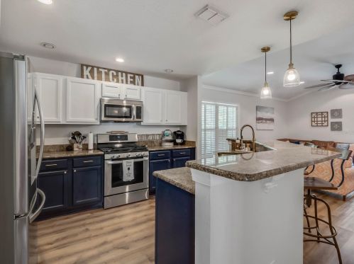 301 Ridgeway Blvd, Deland FL  32724-8811 exterior