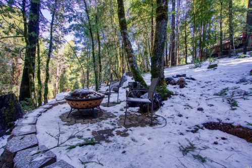 24111 Birch Ter, Willits CA  95490-9505 exterior