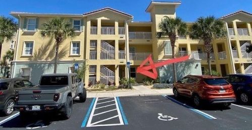 100 Canopy Walk Ln, Palm Coast, FL 32137-6558