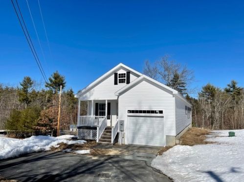 73 Tarah Way, Fremont, NH 03044-3249