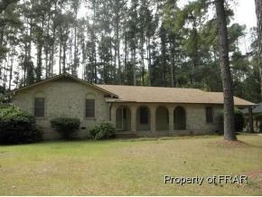 5733 Dobson Dr, Fayetteville NC  28311-3452 exterior