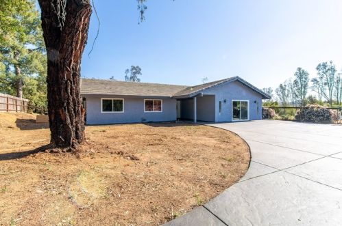 14631 Vesper Rd, Valley Center, CA 92082-6232