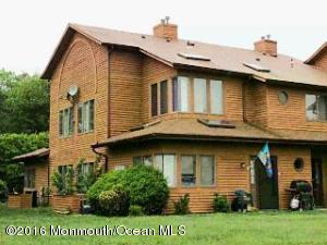 121 Brandywine Ct, Bricktown NJ  08724-2071 exterior