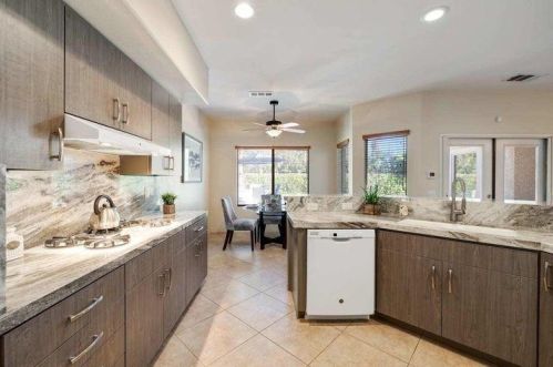 44700 Calle Placido, La Quinta CA  92253-5943 exterior