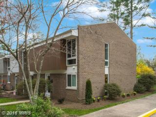 1715 Wainwright Dr, Herndon, VA 20190-3436