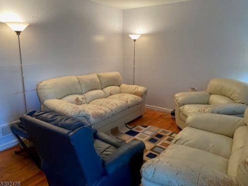 215 Linwood Ave, Paterson, NJ 07502-1617