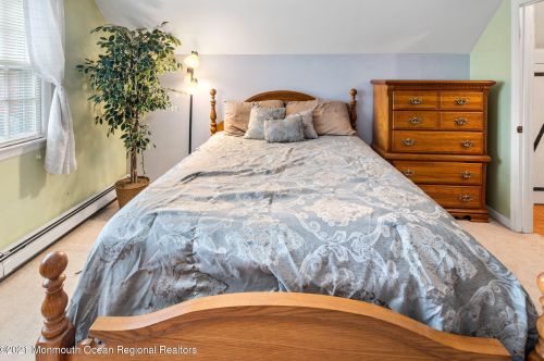 459 Newport Rd, Lacey NJ  08731-4809 exterior