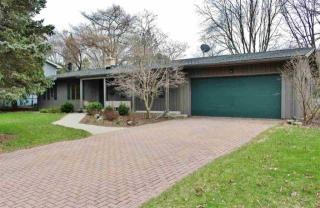 6401 Romford Rd, Madison, WI 53711-2422