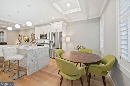 438 Kenyon St, Washington DC 20010-2915 exterior