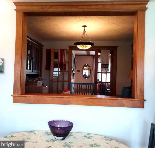 177 Upper Fry Rd, Trenton NJ  08628-2734 exterior