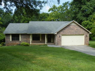 819 Lafayette Ln, Maryville, TN 37803-5843