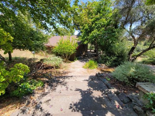 3431 Burnside Rd, Sebastopol CA  95472-9139 exterior