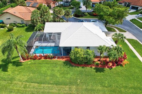 9070 Cypress Hollow Dr, West Palm Beach FL  33418-4522 exterior