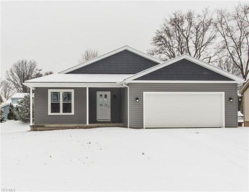 912 Chelsea Dr, Parral, OH 44622-1504