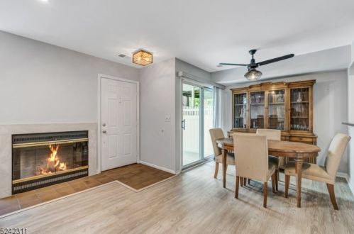 15 Bentley Ct, Bedminster, NJ 07921-1416