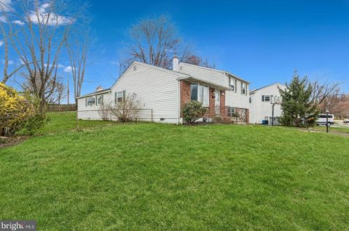 1807 Patricia Ave, Willow Grove, PA 19090-3725