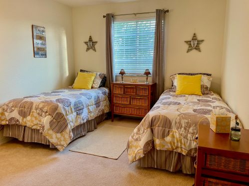 2185 Rockport Rd, Fort Pierce FL  34953-4376 exterior