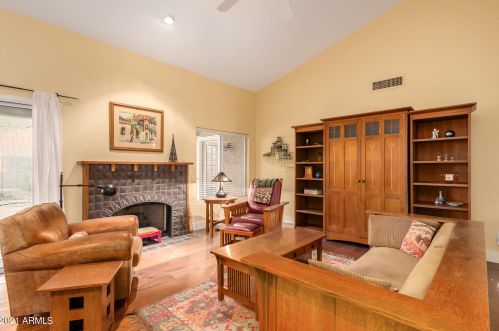 4537 Fernwood Ct, Cave Creek AZ  85331-3213 exterior